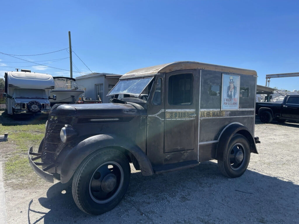 1939 International Us Mail Truck