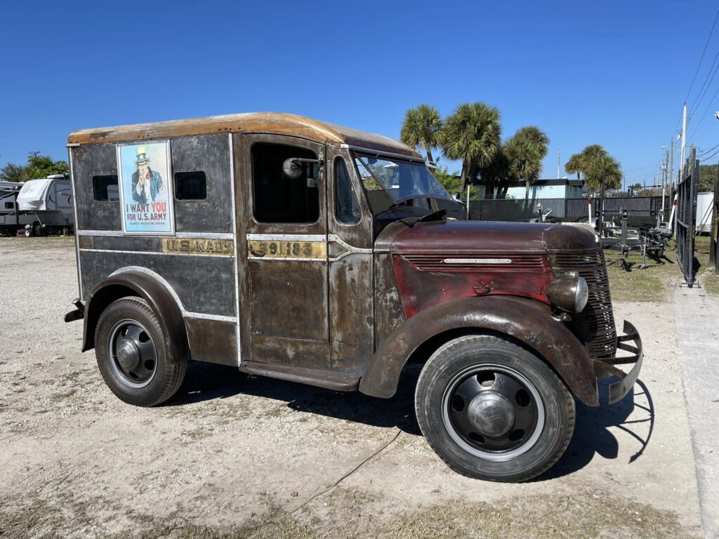 1939 International Us Mail Truck