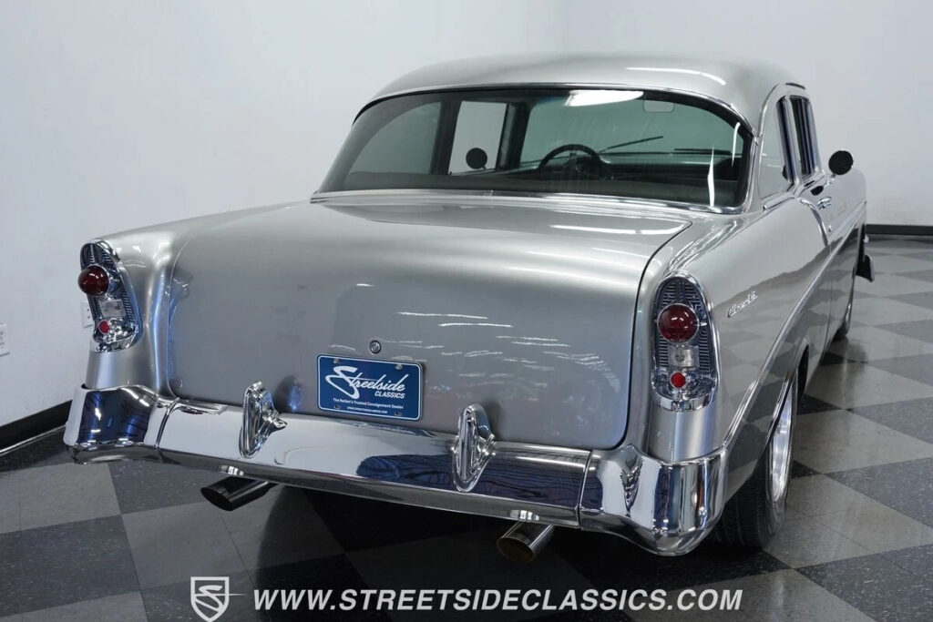 1956 Chevrolet Bel Air/150/210 Restomod