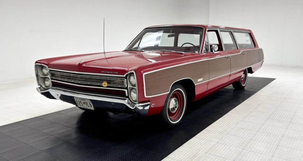 1968 Plymouth Fury Sport Suburban Station Wagon
