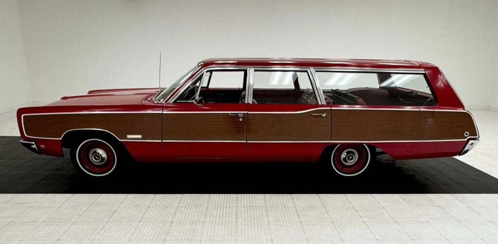 1968 Plymouth Fury Sport Suburban Station Wagon