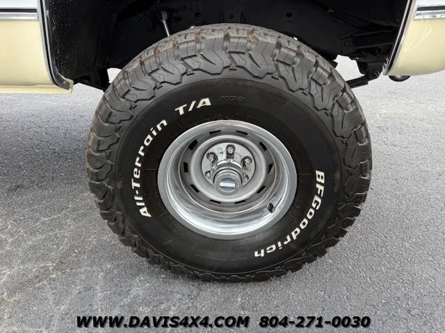 1976 GMC K-15 Squarebody Short Bed LS Swap 4×4