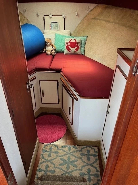 1986 Tollycraft 34 Sundeck