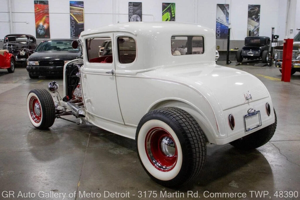 1931 Ford 5 Window