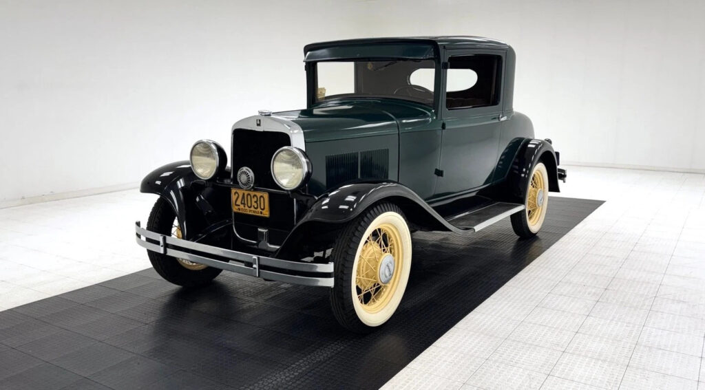 1931 Plymouth 30 U Coupe