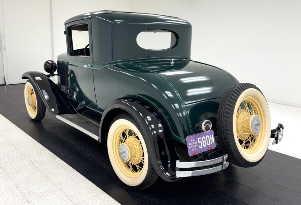 1931 Plymouth 30 U Coupe