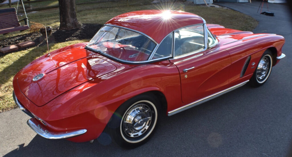 1962 Chevrolet Corvette 327 / 360 hp Factory Fuel Injection #’s Matching