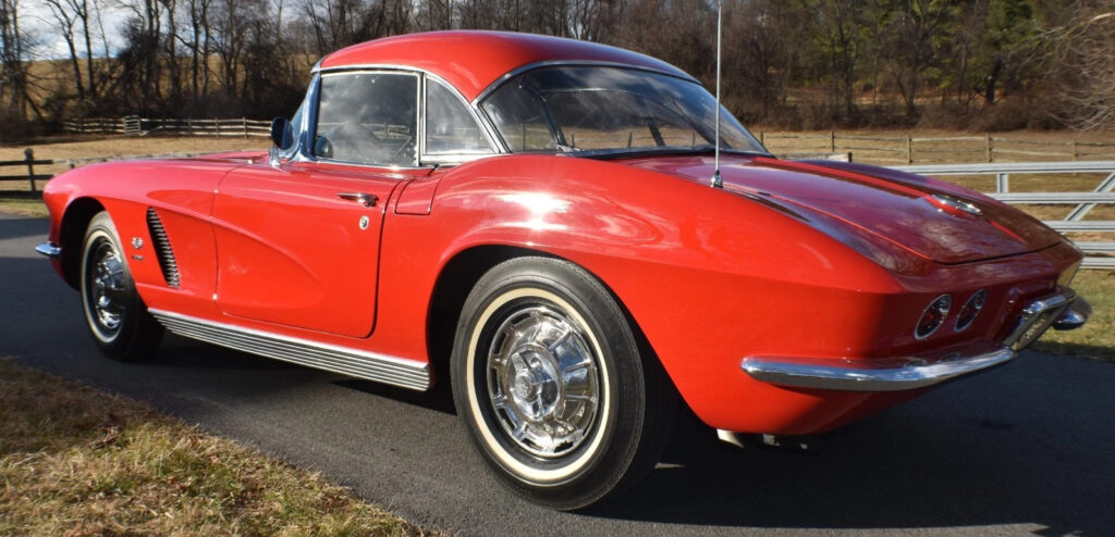 1962 Chevrolet Corvette 327 / 360 hp Factory Fuel Injection #’s Matching