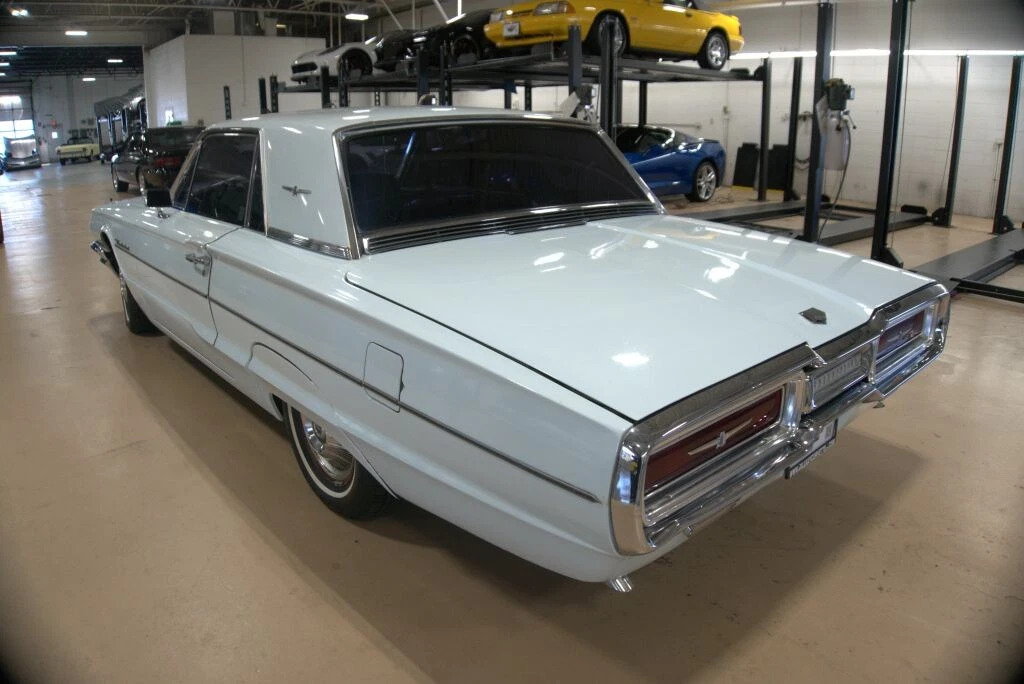 1964 Ford Thunderbird