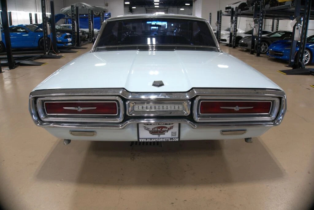 1964 Ford Thunderbird