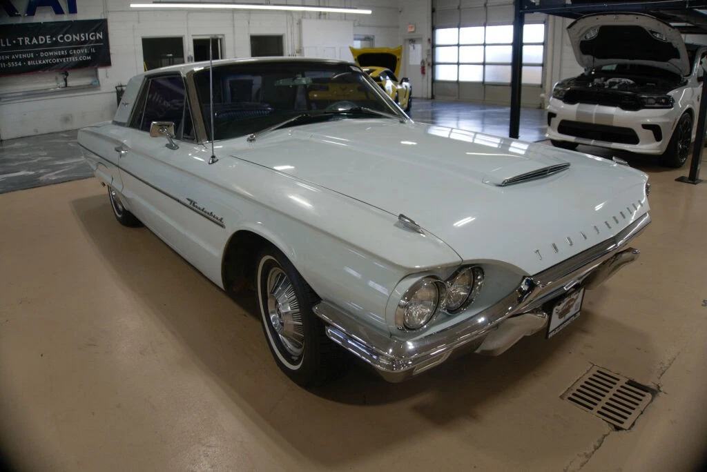 1964 Ford Thunderbird