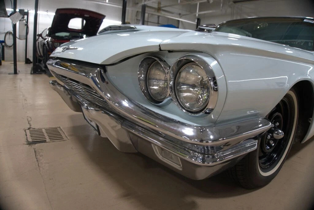 1965 Ford Thunderbird