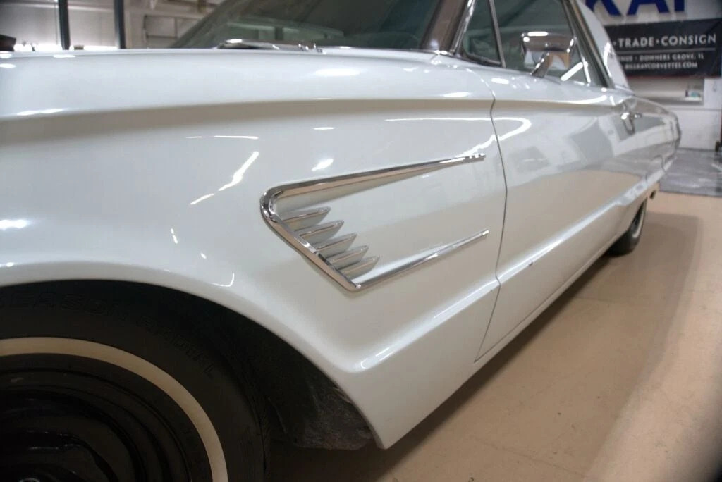 1965 Ford Thunderbird