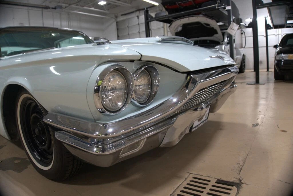 1965 Ford Thunderbird