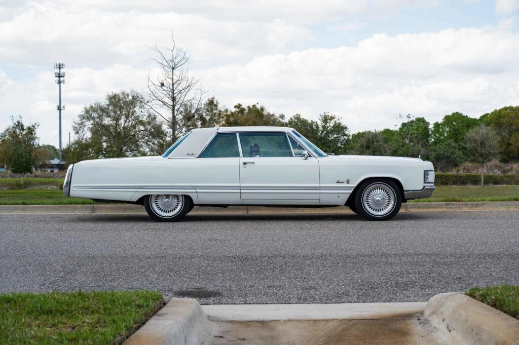1967 Chrysler Imperial Restored