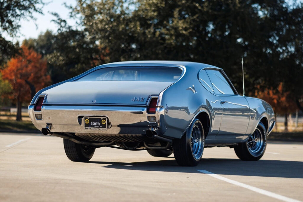 1969 Oldsmobile 442 Body off Restoration