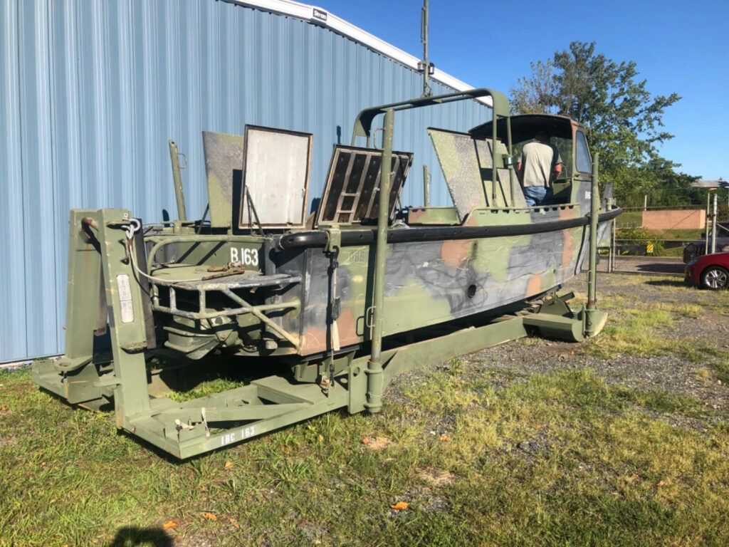 American Work Boat Sabre Jet & Cummins Diesels New!!