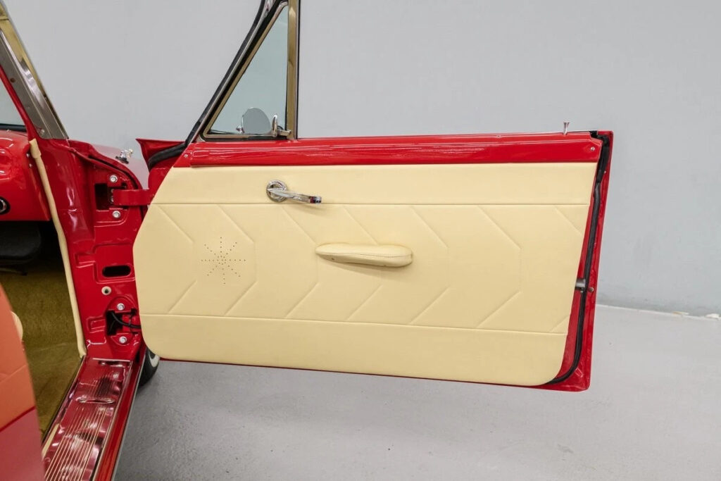 1961 Ford Galaxie Sunliner