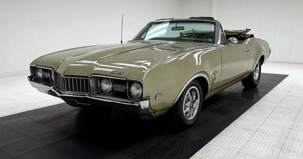 1968 Oldsmobile Cutlass S Convertible