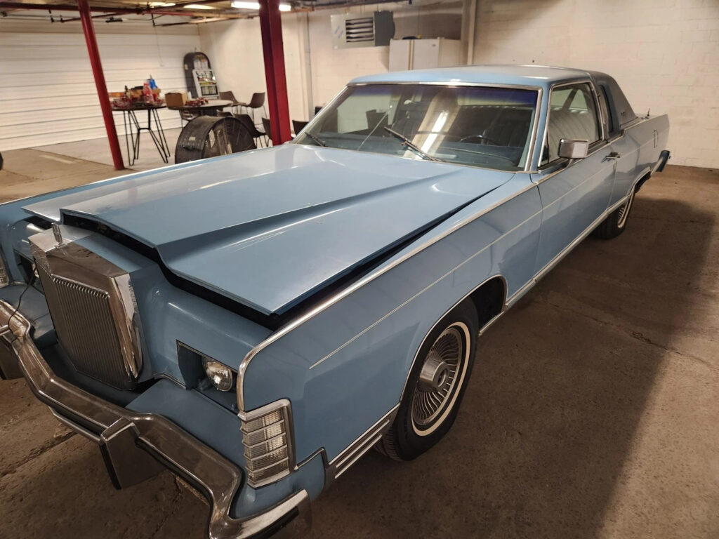 1979 Lincoln Continental Town Coupe