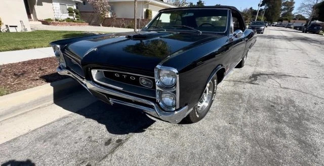 1966 Pontiac GTo Conv. – 4 Manual Tri-Power
