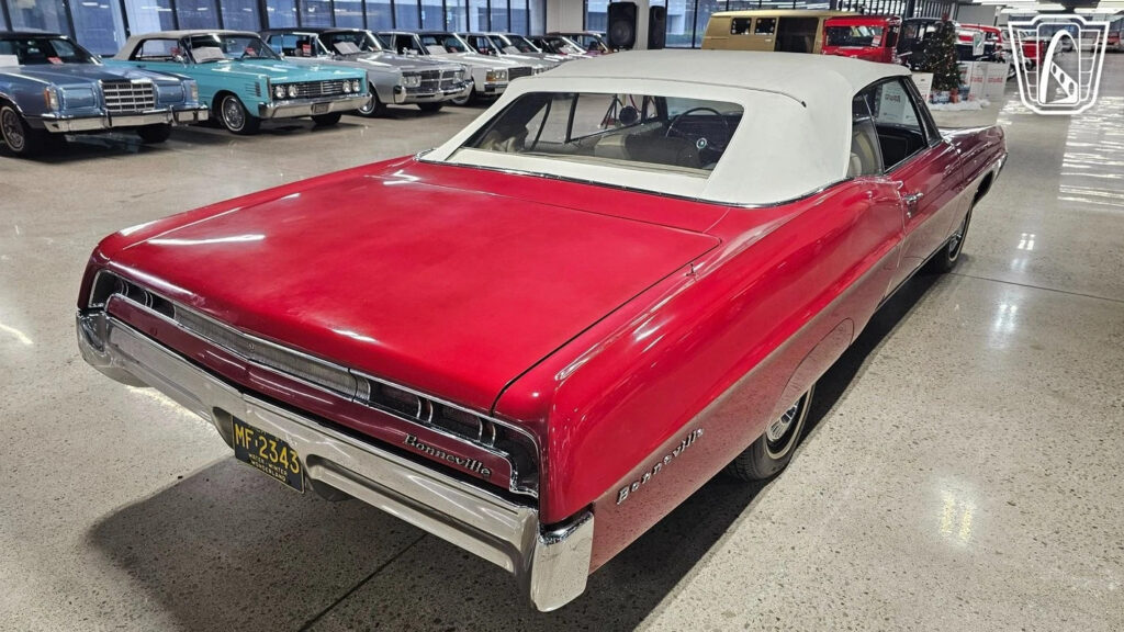 1967 Pontiac Bonneville Convertible