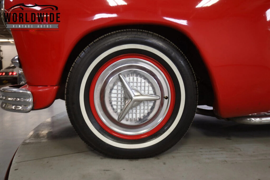 1949 Ford Custom Deluxe