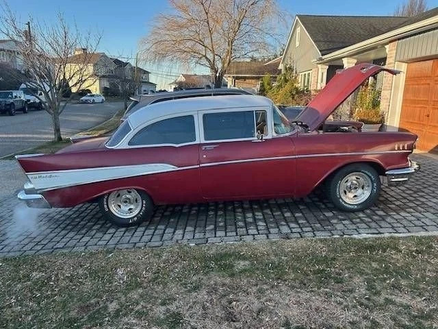 1957 Chevrolet Bel Air 350 V8, 4-Bolt Main, 700r4, Rack & Pinion, PB, PS, DB