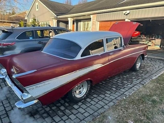 1957 Chevrolet Bel Air 350 V8, 4-Bolt Main, 700r4, Rack & Pinion, PB, PS, DB