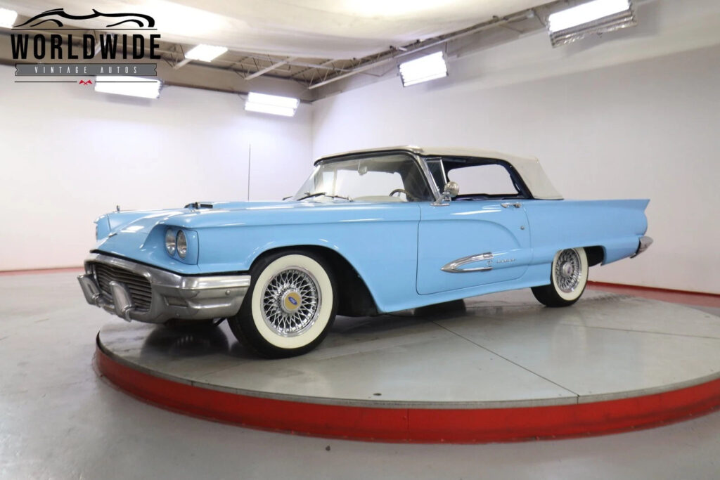 1959 Ford Thunderbird