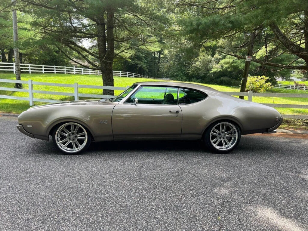 1969 Oldsmobile 442 Coupe