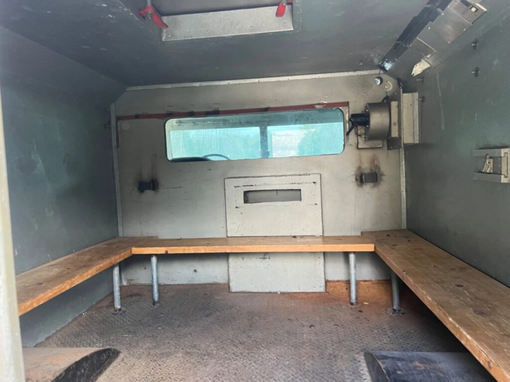 1989 Ford f700 Armored Truck swat Diesel Military