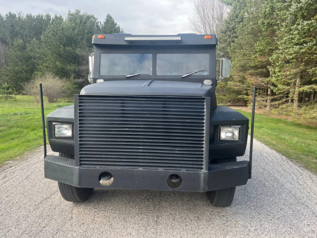1989 Ford f700 Armored Truck swat Diesel Military