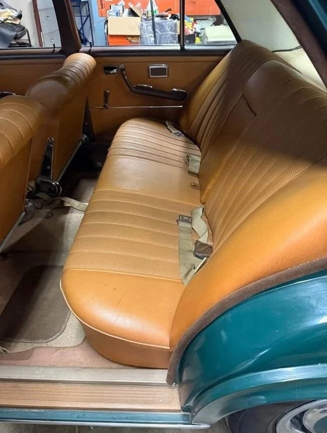 1967 Mercedes-Benz 250S 2.5L Inline 6 Manual Antique Title Clean