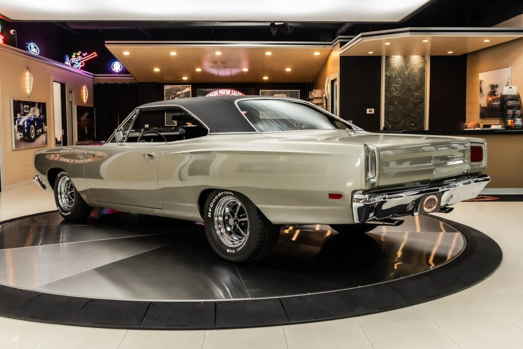 1969 Plymouth Road Runner