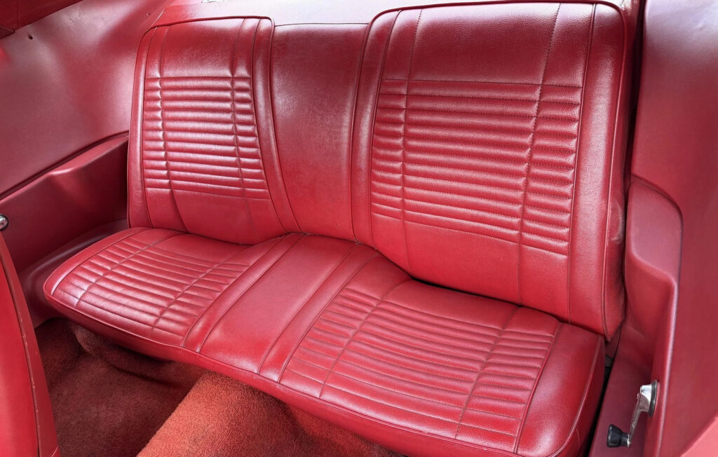 1970 Dodge Challenger 383 4SPD PS Rallye DASH RED ON