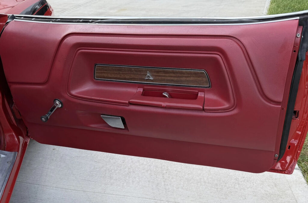 1970 Dodge Challenger 383 4SPD PS Rallye DASH RED ON