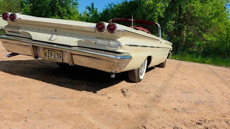 1960 Pontiac Bonneville
