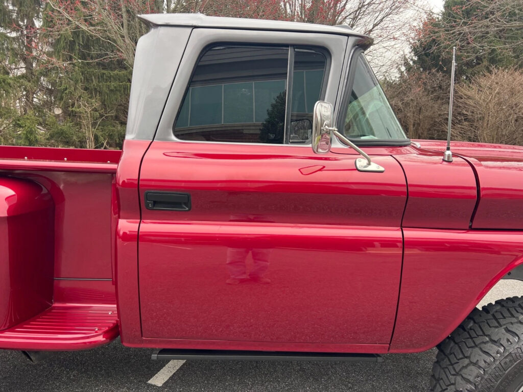 1961 Chevrolet Apache