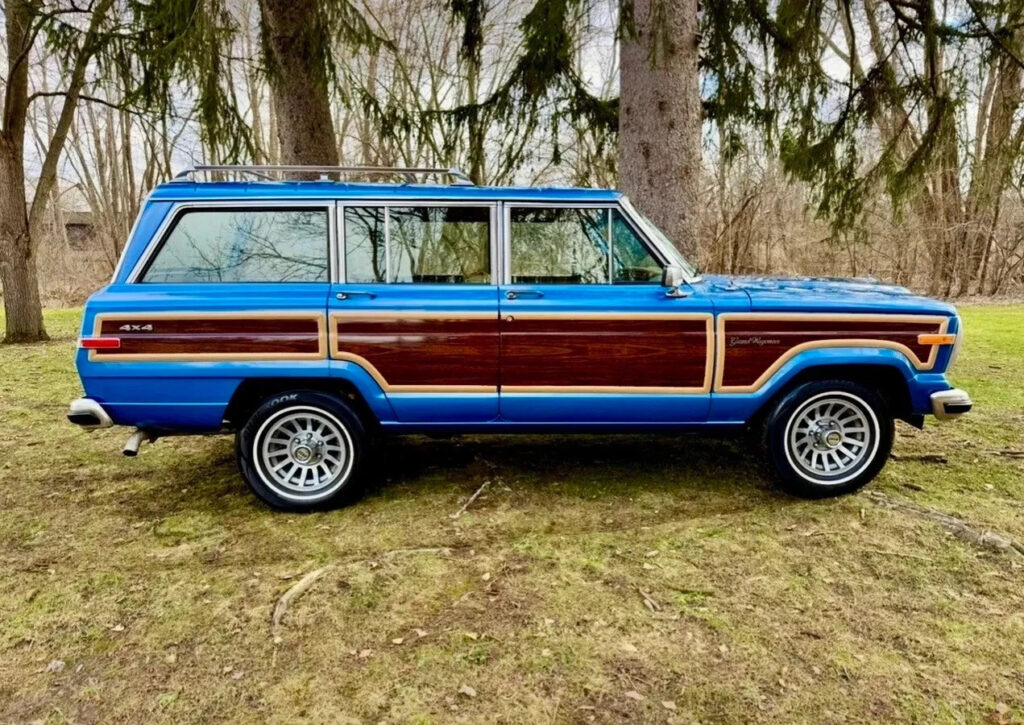 1988 Jeep Wagoneer Grand by Classic Gentleman