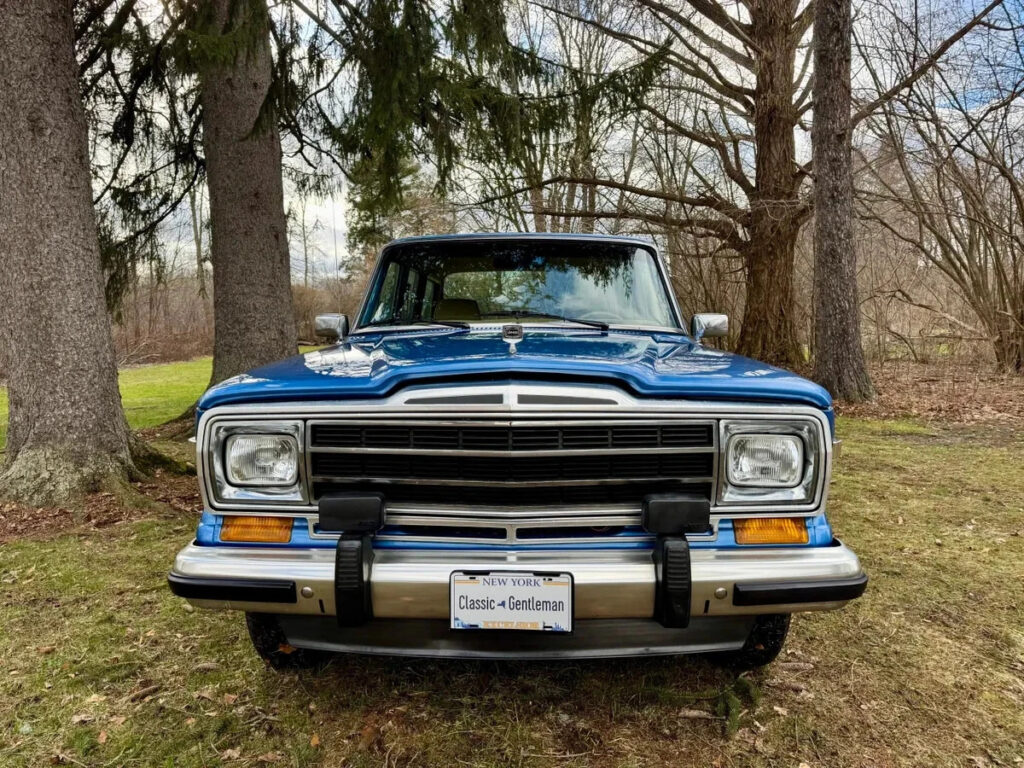 1988 Jeep Wagoneer Grand by Classic Gentleman