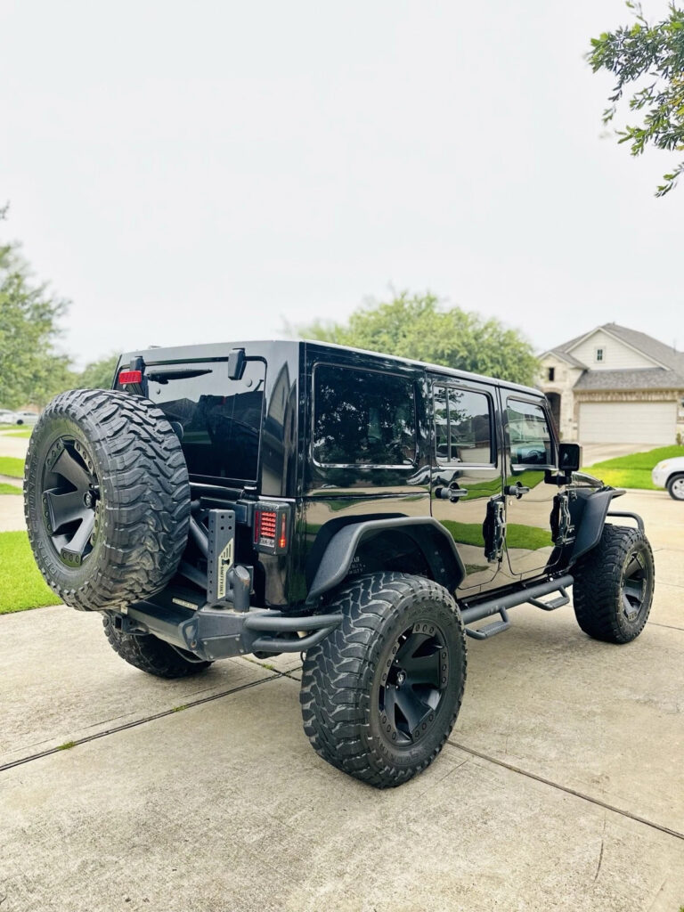 2016 Jeep Wrangler Sahara