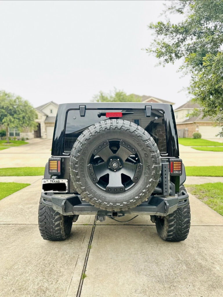 2016 Jeep Wrangler Sahara