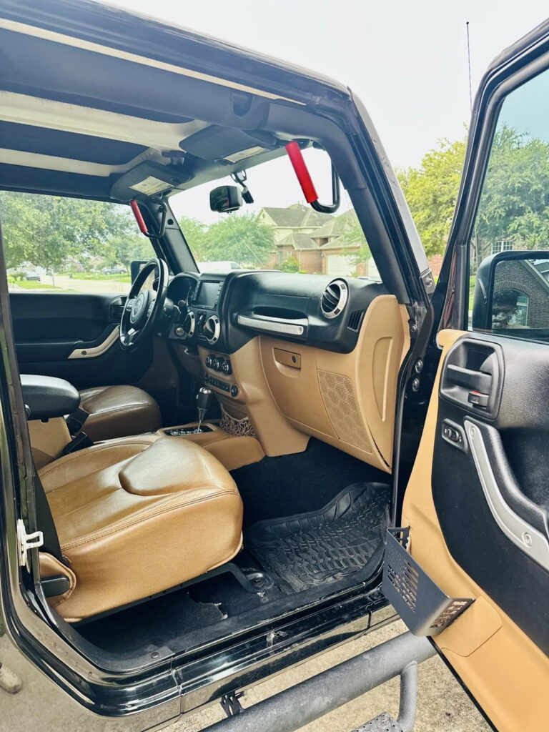2016 Jeep Wrangler Sahara