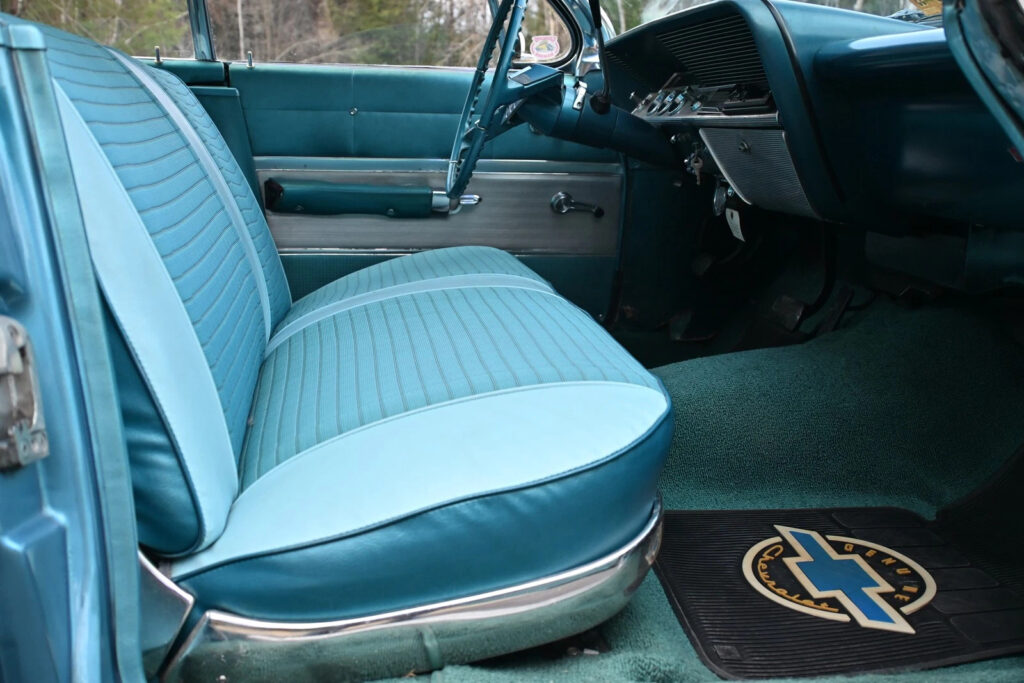 1961 Chevrolet Impala Sport Sedan