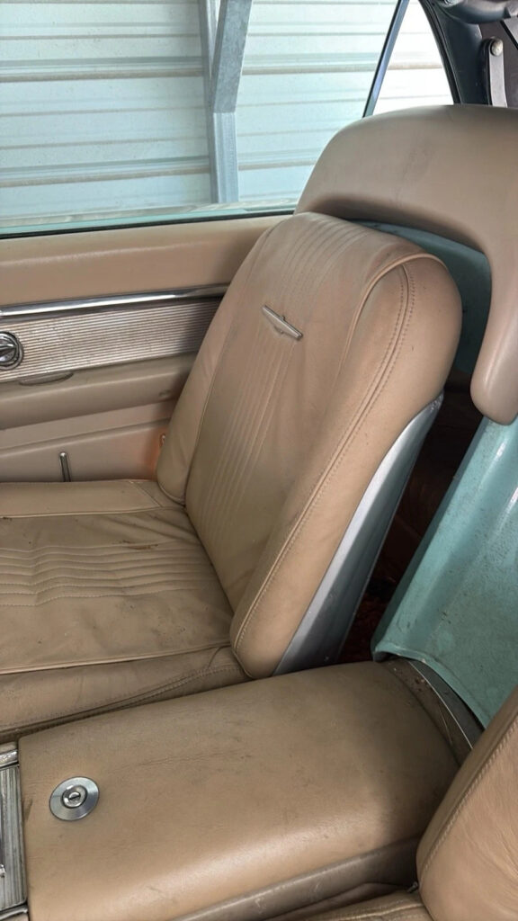 1963 Ford Thunderbird base
