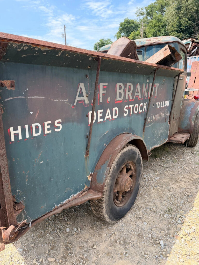 1941 Diamond T 306 COE CAB OVER SNUB NOSE