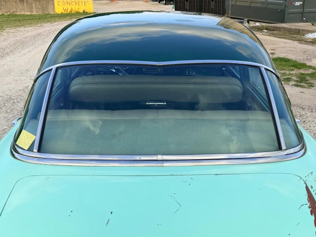 1954 Kaiser Manhattan