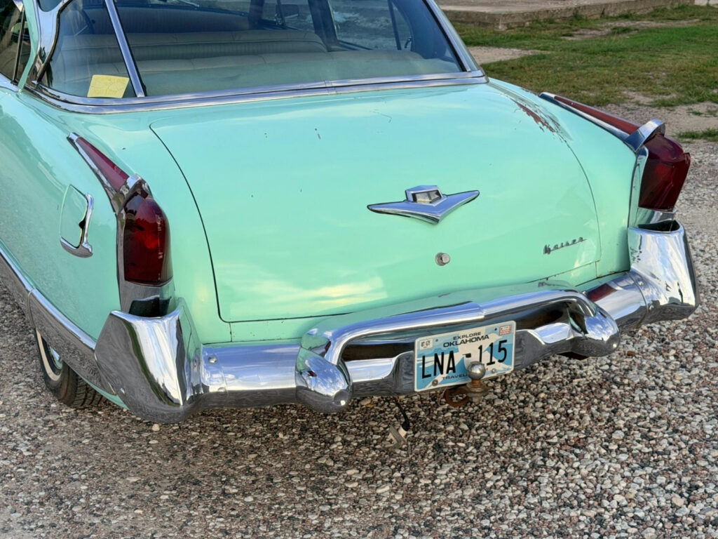 1954 Kaiser Manhattan