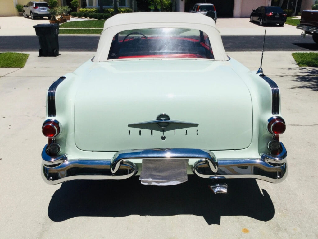 1955 Pontiac Star Chief